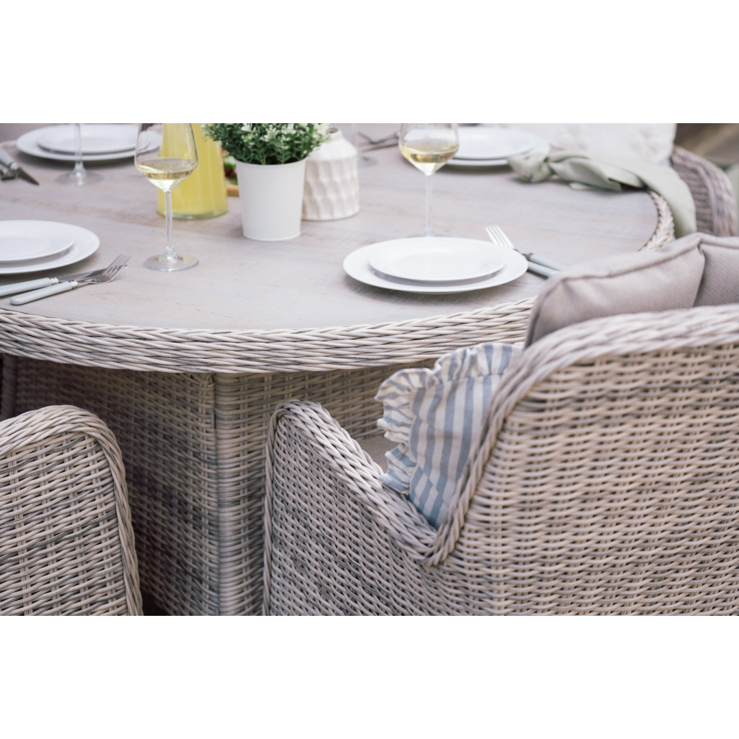 Muckross 4 Seater Round Dining Set – Natural