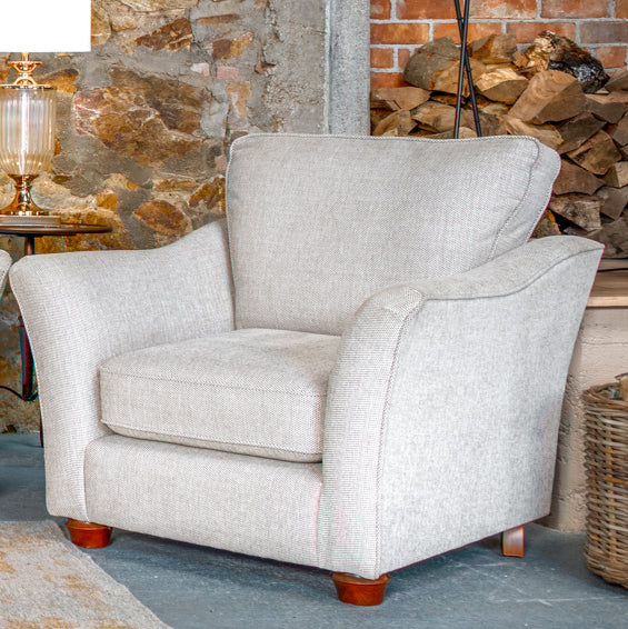 Cassandra Armchair