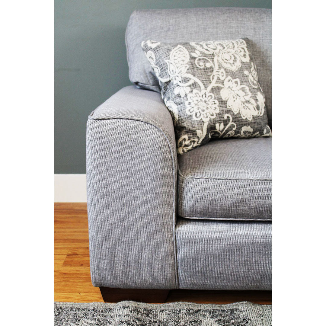 Daxton Love Seat