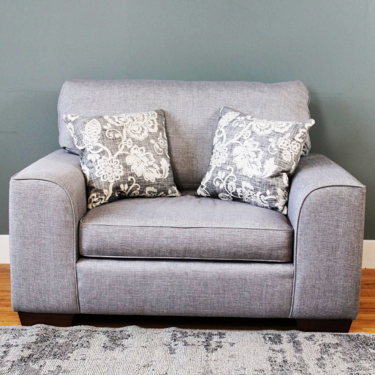 Daxton Love Seat