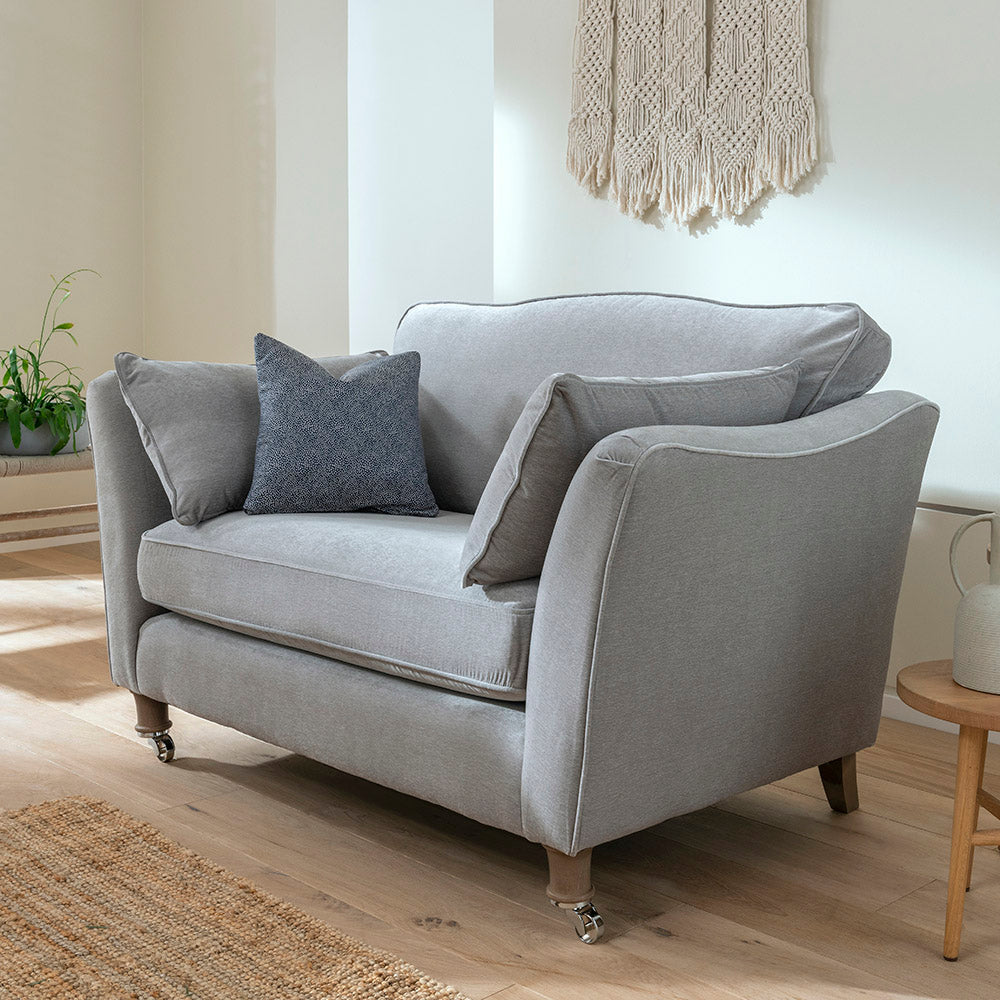 Starla Snuggler Chair