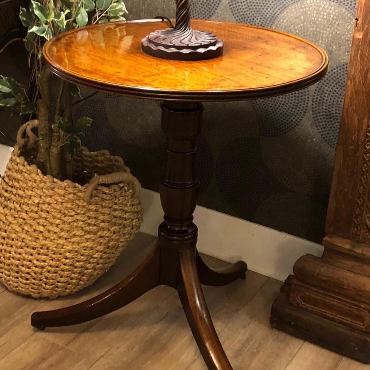 Georgian Wine Table
