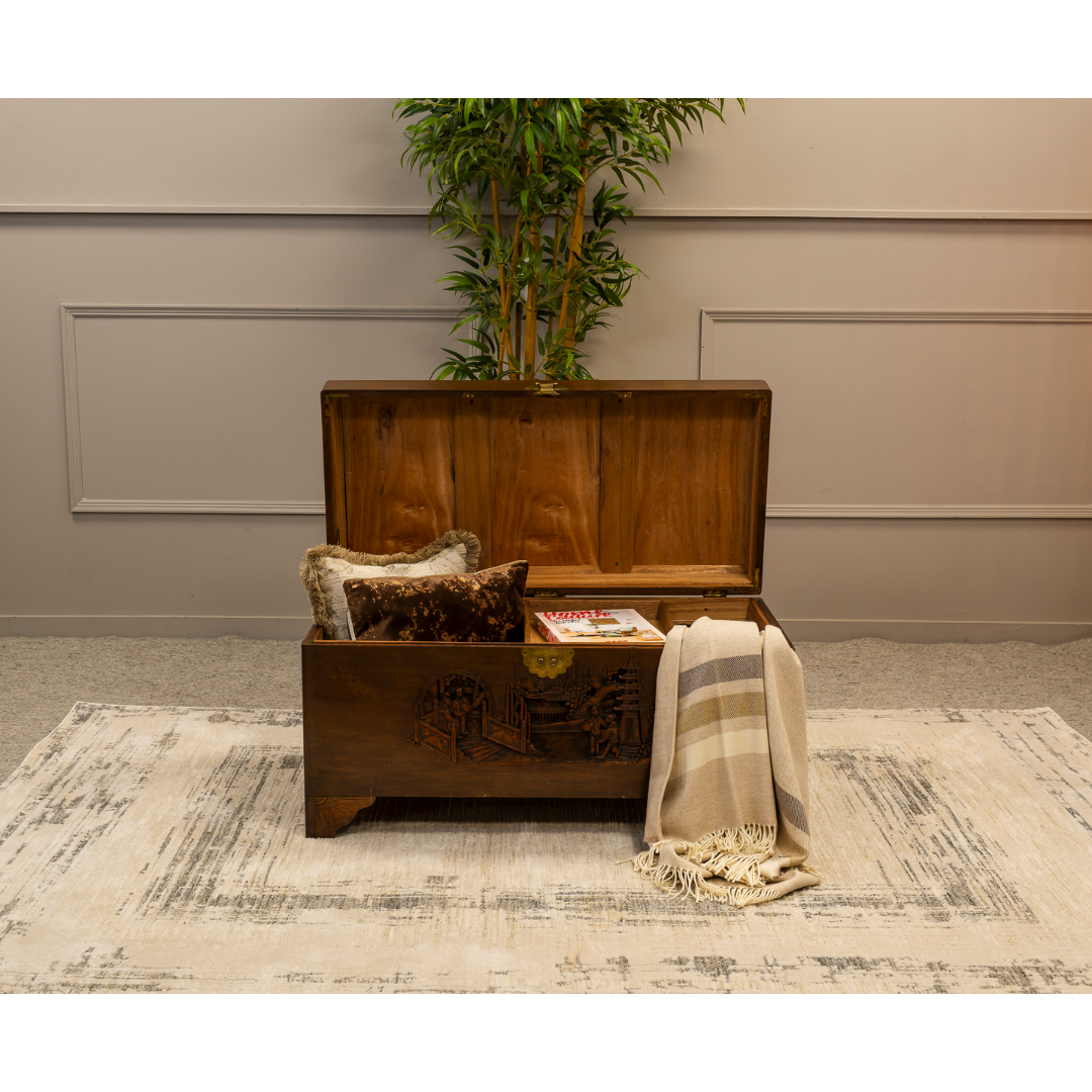 Oriental Camphon Wood Trunk
