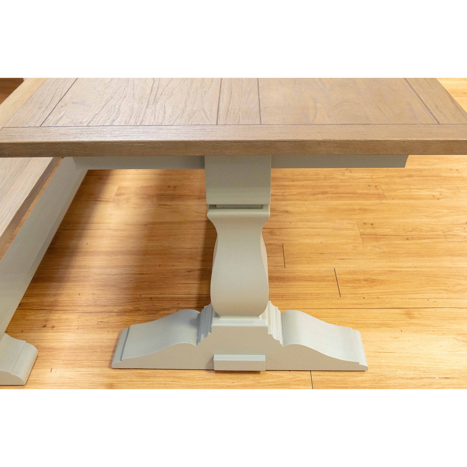 Sara 2 Ext Table – Hardwick/Rustic Brown - Display Model