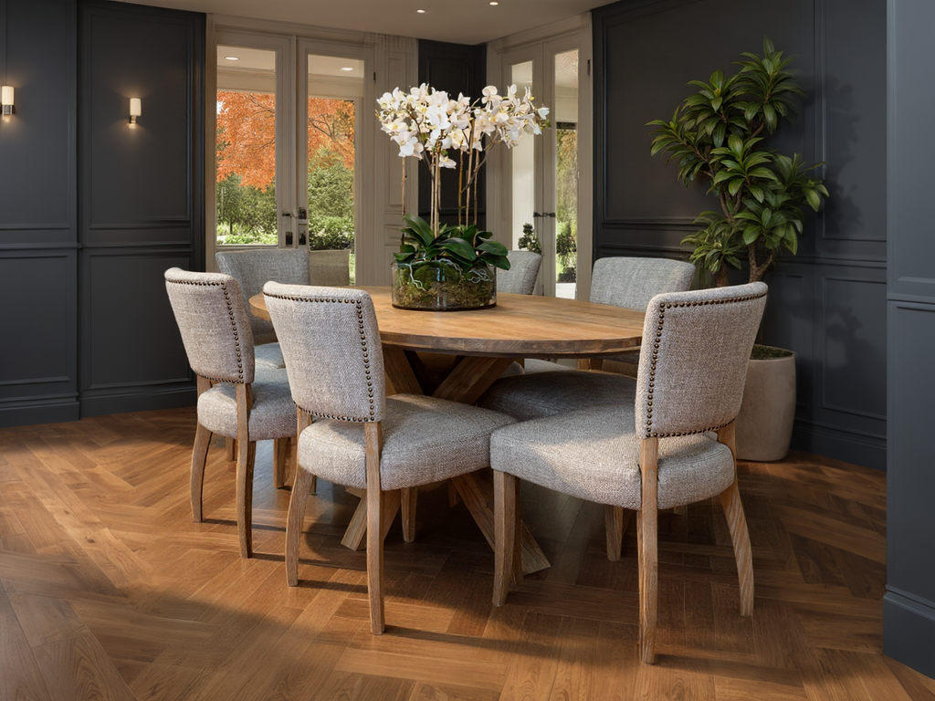 Room set of the Taylor Dining table and chairs