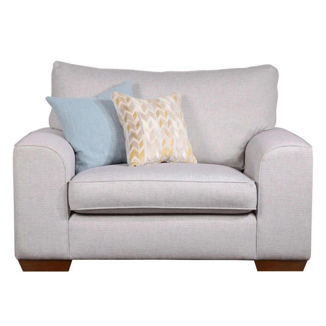 Daxton Love Seat