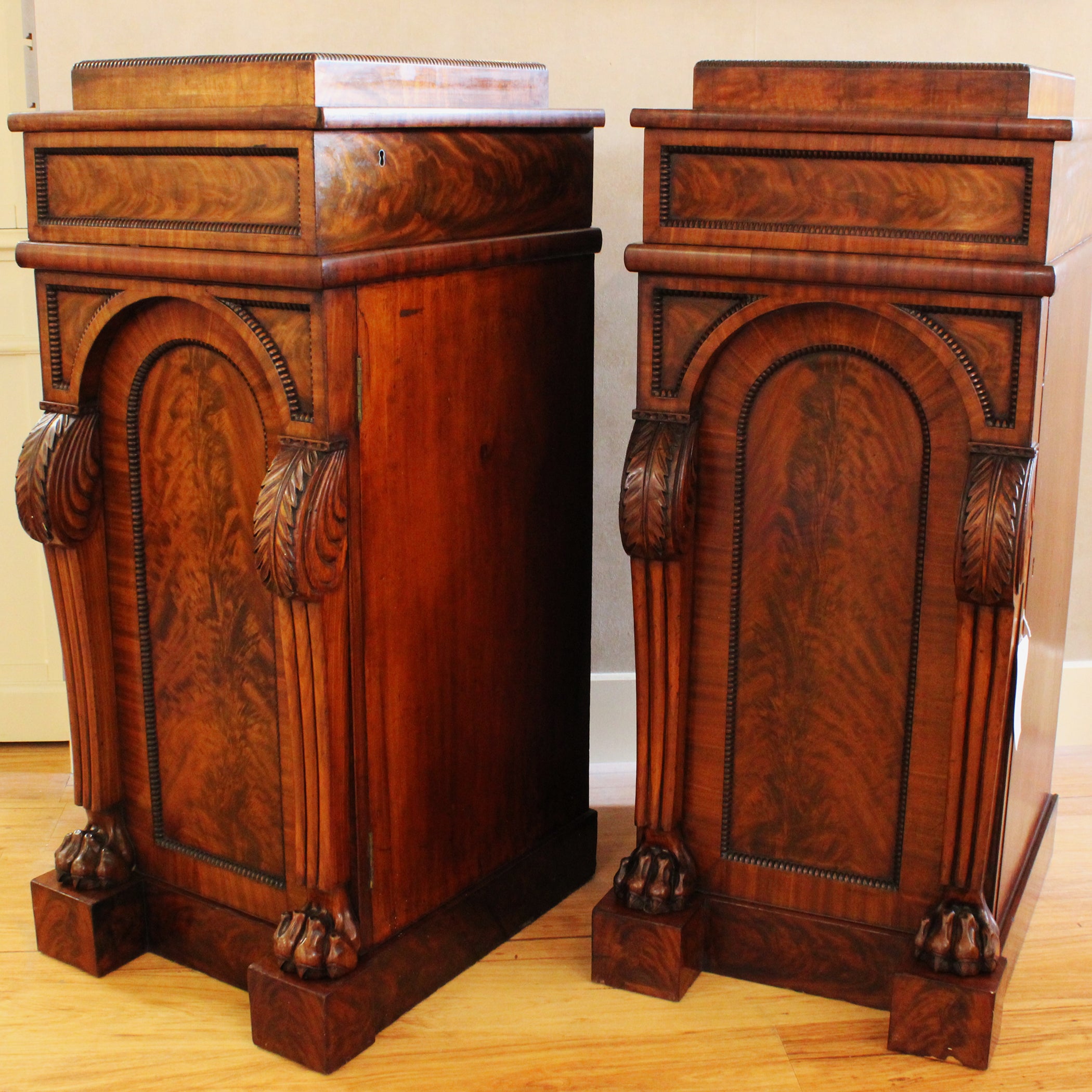 Pair of Regency Mahogany pedestals